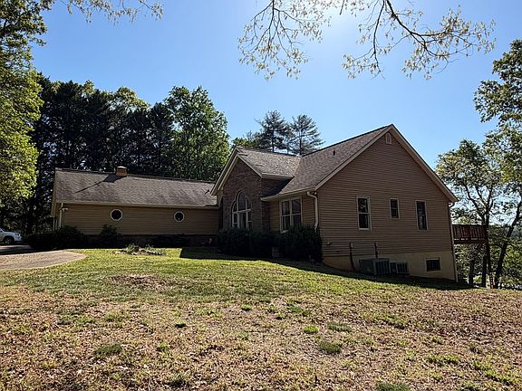 3rd image of 78 Timber Ridge Ln