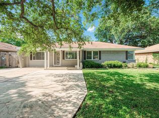 942 W 30th St, Houston, TX 77018