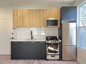 46 Van Reipen Avenue, #2B