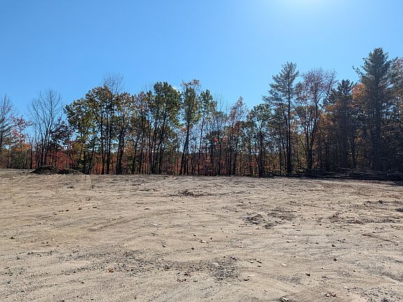 2nd image of 1639 Main Street