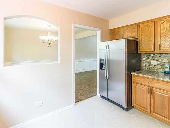 5th image of 4913 Imperial Dr