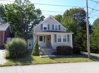 10 Locust Ter, Warren, RI 02885