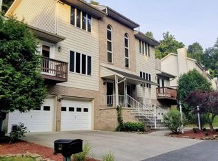 157 Timberbrook Ln, Bridgeport, WV 26330