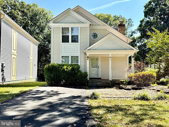 2nd image of 6 Oakdale Ct