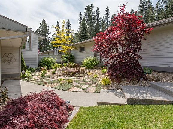 2nd image of 22809 E Clearwater Ln