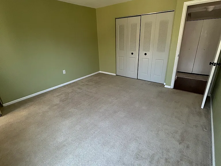 113B Kittery Ct #B — Photo 16
