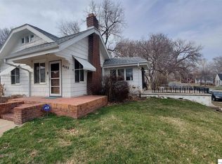 4702 Chicago St, Omaha, NE 68132