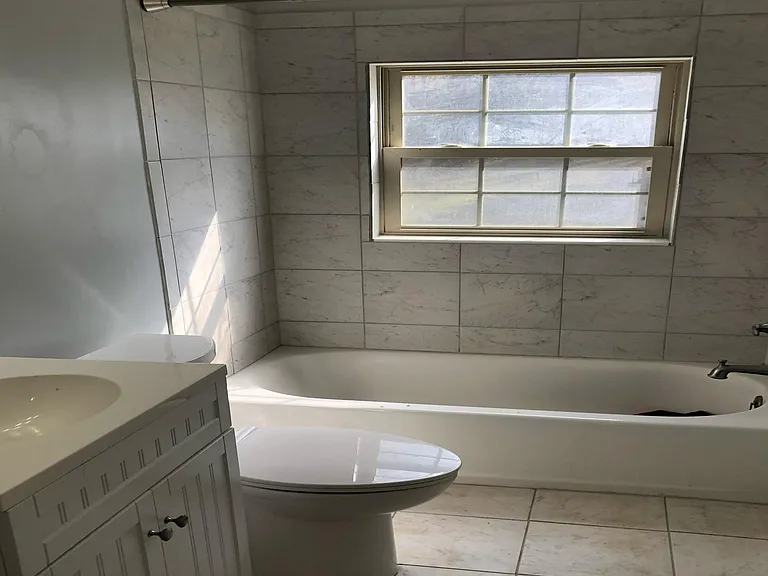 1818 Brandon Ave SW #1820 — Photo 3