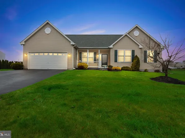 85 Westbury Dr, Gilbertsville, PA 19525