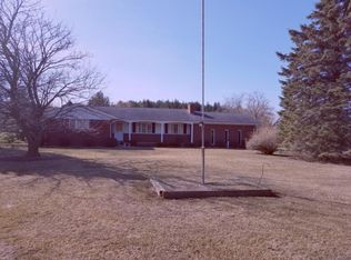 5890 Deckerville Rd, Deckerville, MI 48427