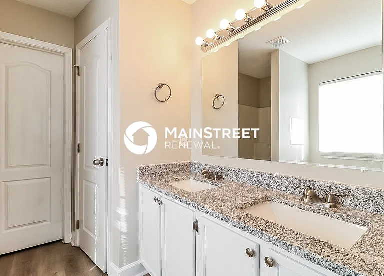 2933 Trassacks Dr — Photo 14