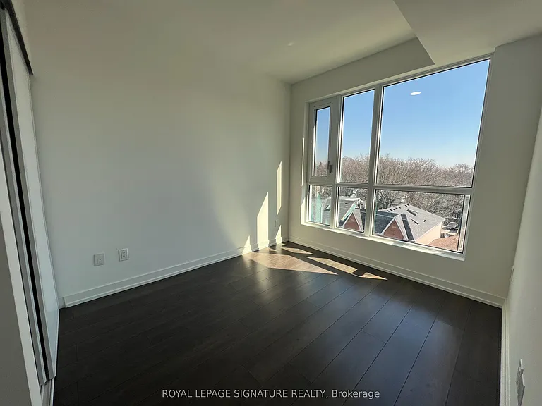150 Logan Ave #536 — Photo 7