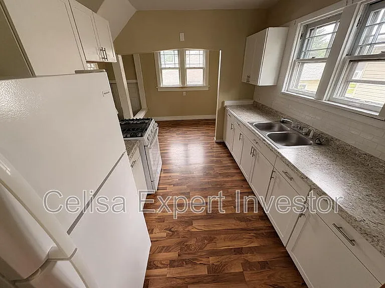 644 Greenlawn Ave — Photo 5