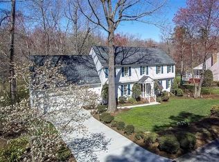 14302 Chimney House Rd, Midlothian, VA 23112