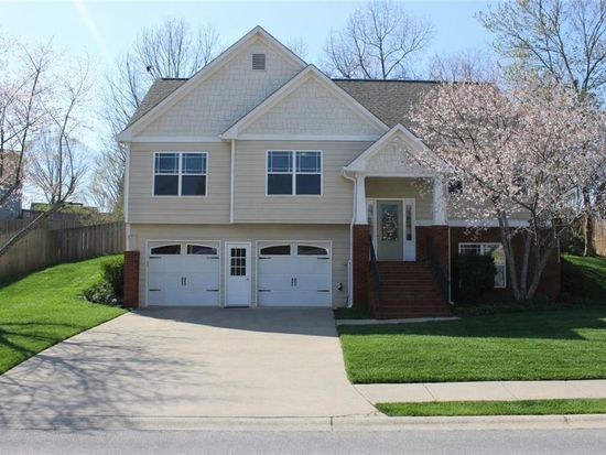 24 Maple Grove Dr, Adairsville, GA 30103