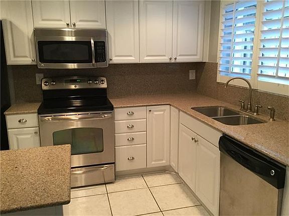 2nd image of 339 Oregon St #339