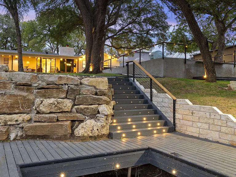 Pecan Creek Dr — Photo 38