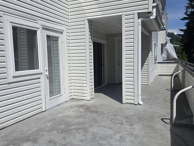 Issaquah Valley Place — Photo 18