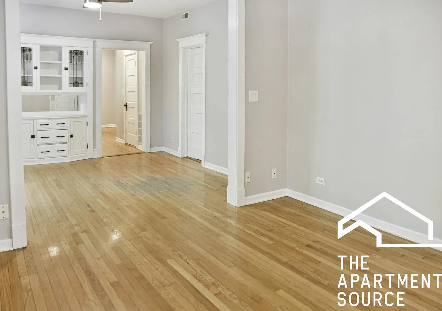 3221 North Leavitt Street #2 — Photo 4