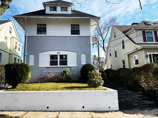1st image of 425 Homestead Ave