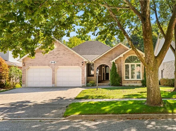 648 Bayhampton Cres, Waterloo, ON N2K 3P1