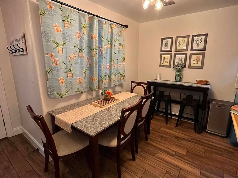 12100 Carriage Ct SE #D — Photo 3