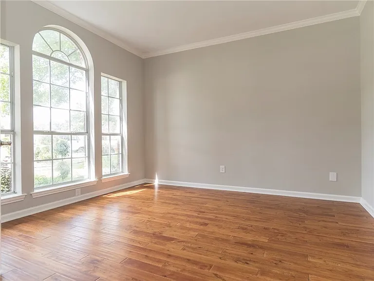 6506 Bramber Ln — Photo 6