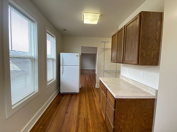 2nd image of 1121 Fillmore St NE #A