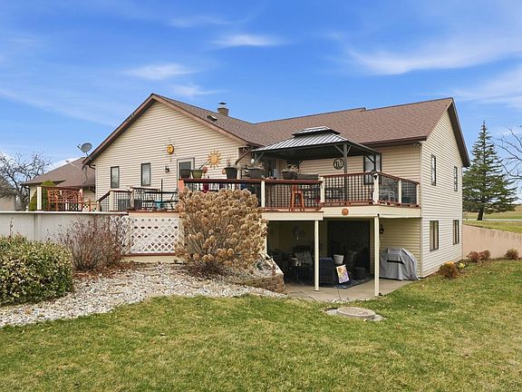 2nd image of 21918 Campbell Rd