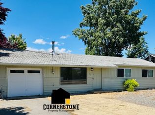 603 N Ross Ln, Medford, OR