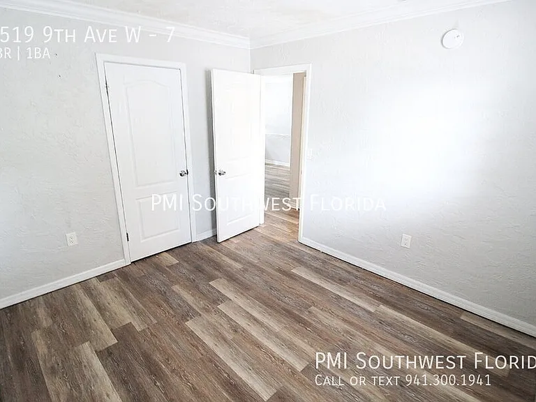 2519 9th Ave W #7 — Photo 6