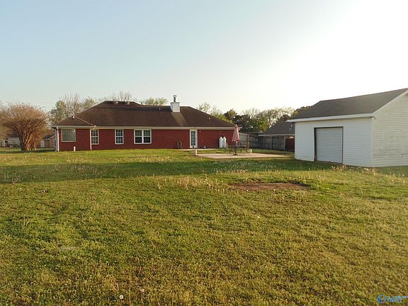 2nd image of 303 Antler Point Dr