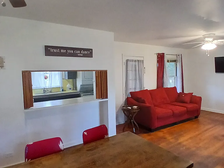602 Byrnes Dr — Photo 6