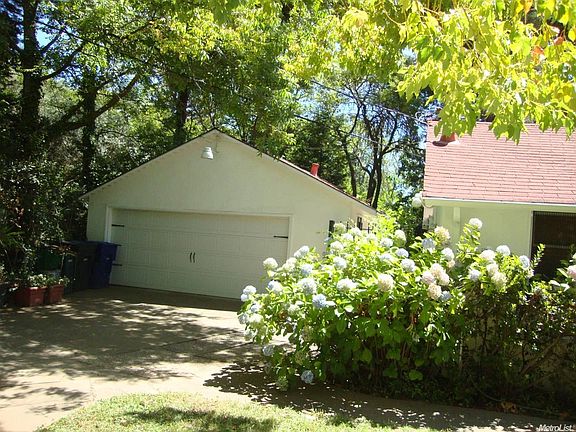 2nd image of 4381 71st St