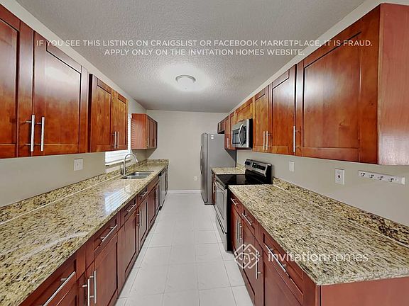 5th image of 17035 SW 145th Ave