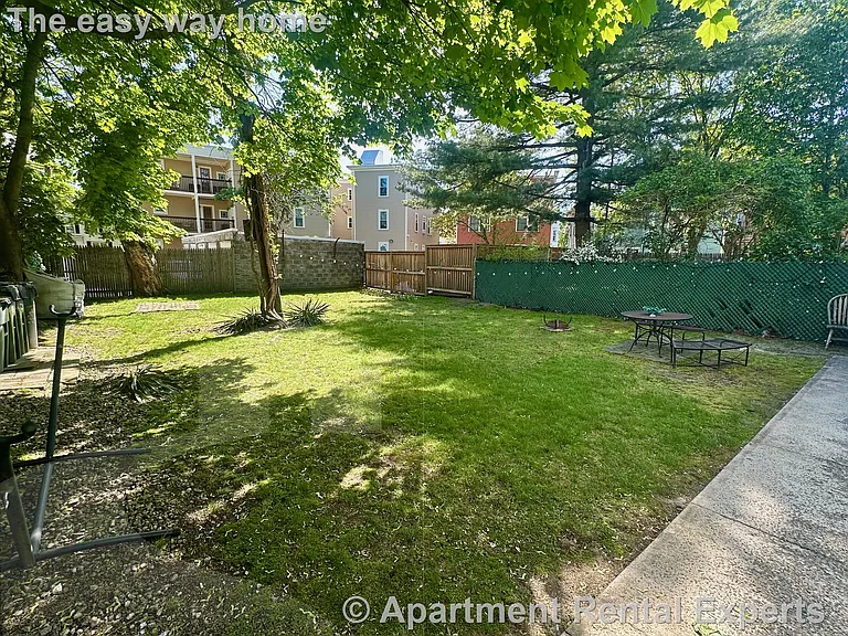 34 Plymouth St — Photo 12