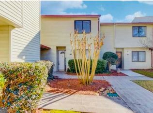 1144 Country Ct, Lawrenceville, GA