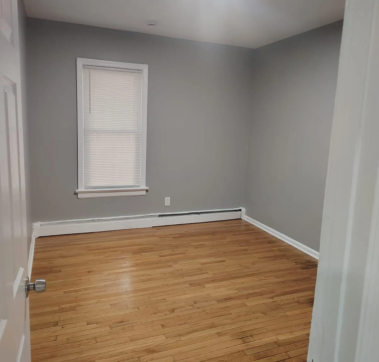 2 bed, 937 sqft, $1,650 — Photo 4