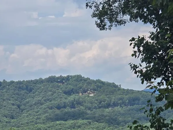 7 Scouts Overlook Ln, Morganton, GA 30560
