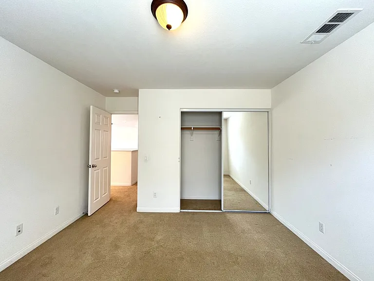 7143 Leighton Dr — Photo 42