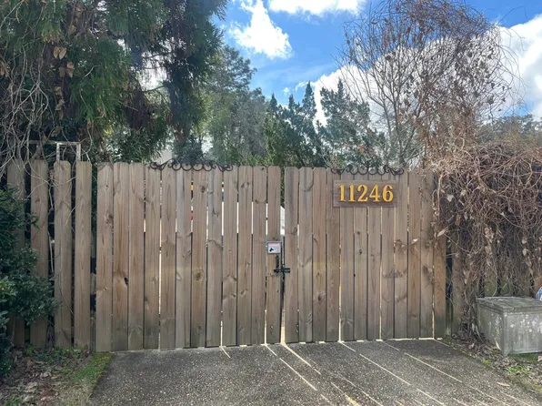 11246 Robin Rd, Fairhope, AL 36532