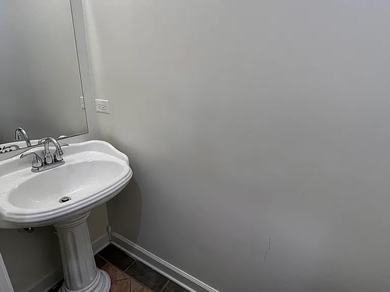 4048 N Richmond St #1 — Photo 22