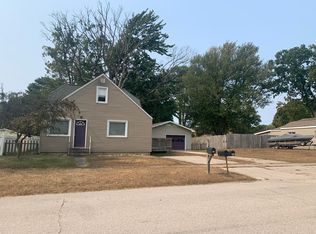 717 N Delia St, Ludington, MI 49431