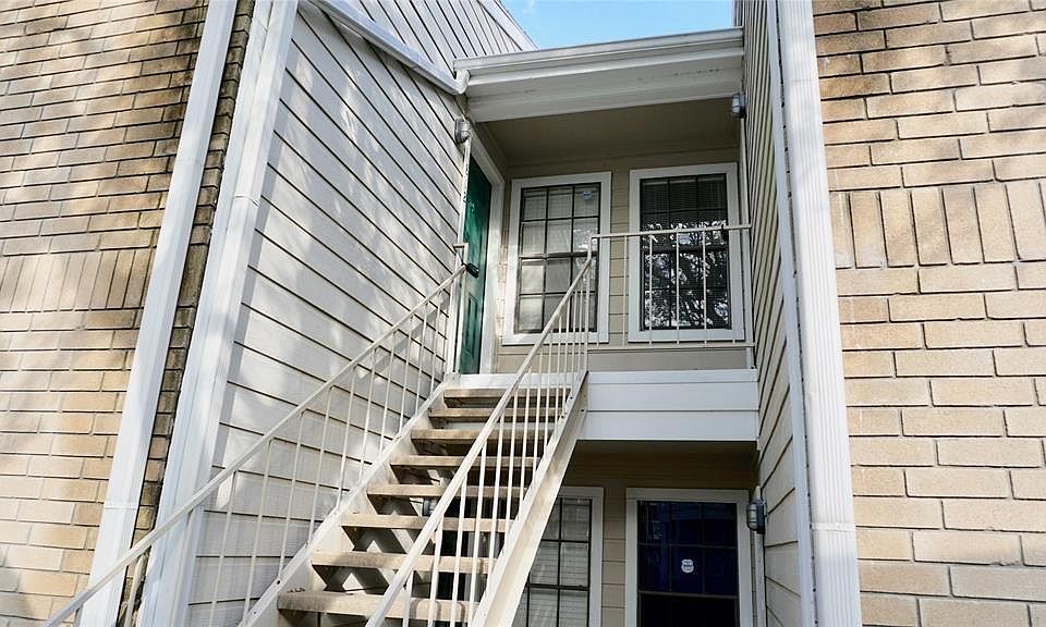 1st image of 12660 Ashford Point Dr APT 811