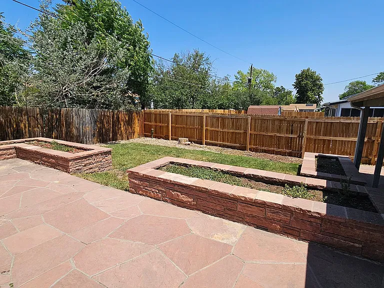 10841 Mildred Dr — Photo 18