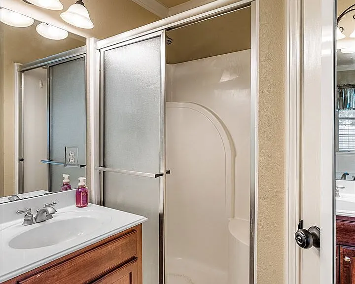 126 Satinwood Cir — Photo 13