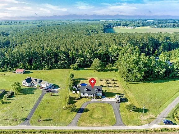 2nd image of 105 Amy Landing Road