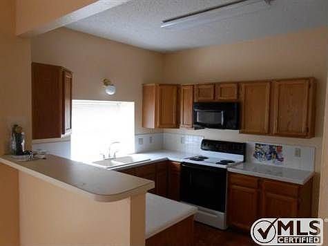 5th image of 233 N Waterford Oaks Dr