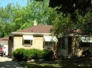 818 Redwood Dr, Green Bay, WI 54304