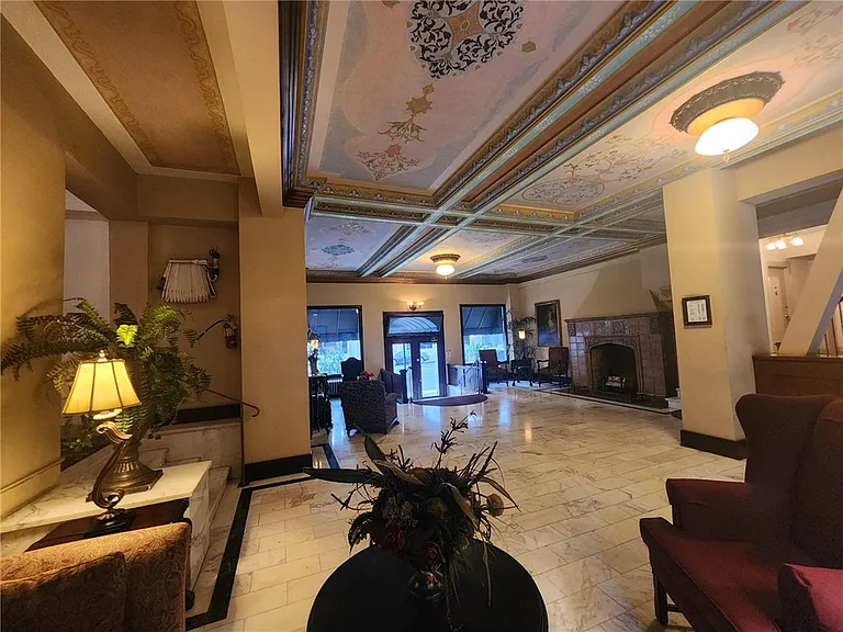 10 Atlantic Ave #706 — Photo 4